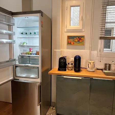 Calme Et élégance Parigi